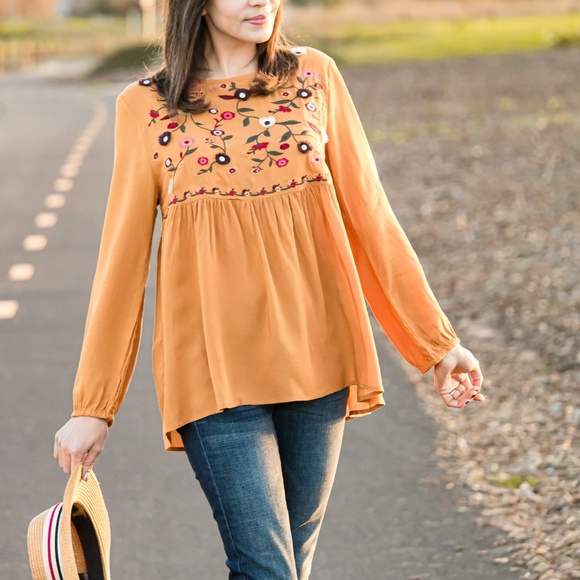 ⭐️LAST1⭐Embroidered Floral Babydoll Top In Honey - Picture 4 of 8